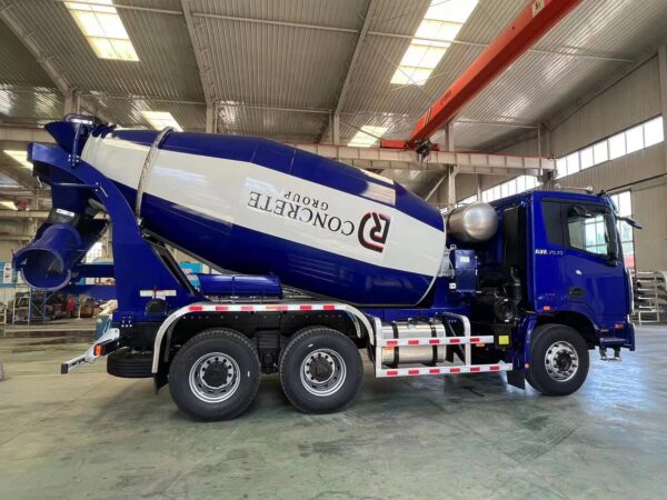Foton 10-cubic-meter concrete Mixer - Image 3