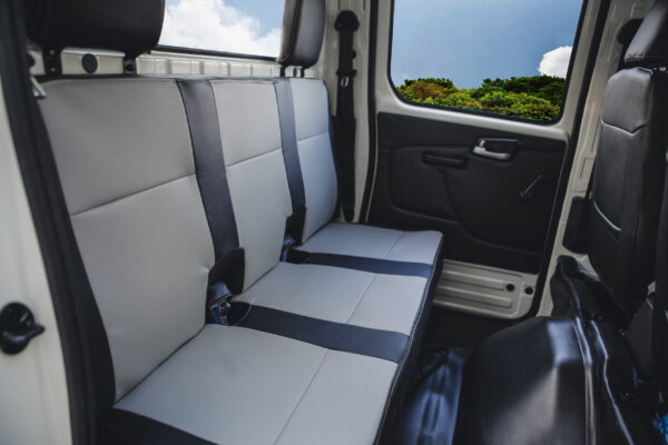 Foton TM Double-row micro truck flatbed cargo truck - Image 2