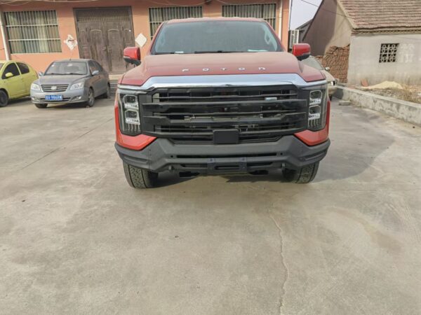 Foton automatic transmission Mars V7 with cargo box back cover - Image 2