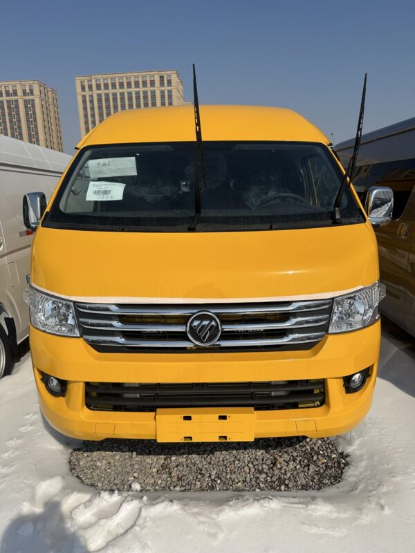 Foton 15-seat scenic light bus in yellow