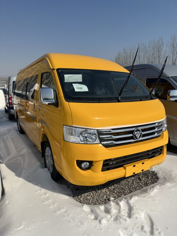 Foton 15-seat scenic light bus in yellow - Image 4
