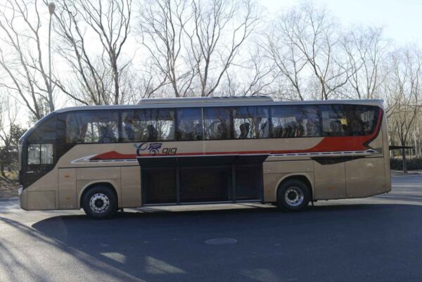 World Bus: 55+1 seat Euro II luxury Intercity bus - Image 4