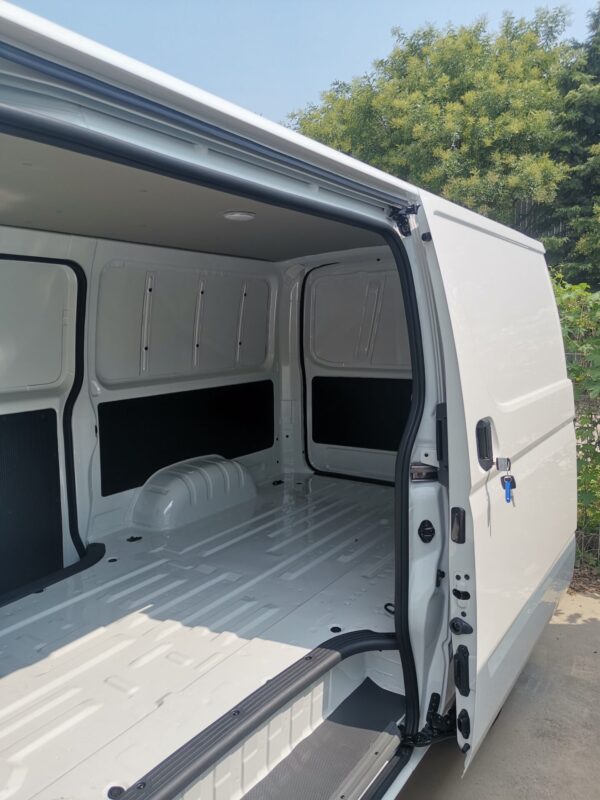 The black bumper of the old Foton grille Landscape G7 - Image 3