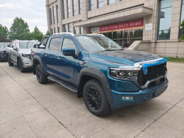 Foton right-hand drive Mars V9 double-cab pickup truck - Image 2