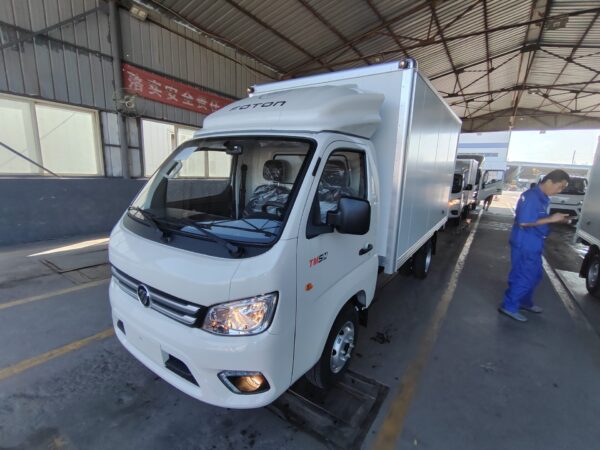FOTON Xiangling Micro Truck plug-in plate box Cargo truck - Image 4